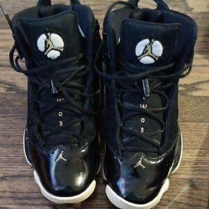 Jordan Men's Black Athletic Shoes